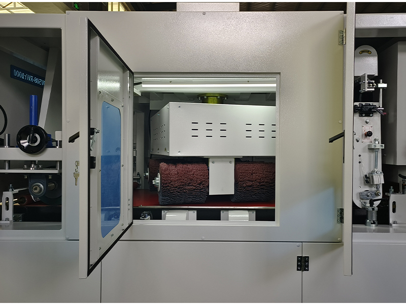 RWr deburring machine station 2