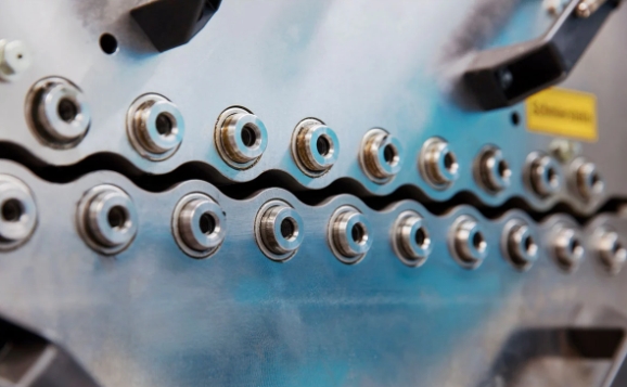 metal leveling sation